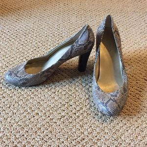 Me Too snake skin heels